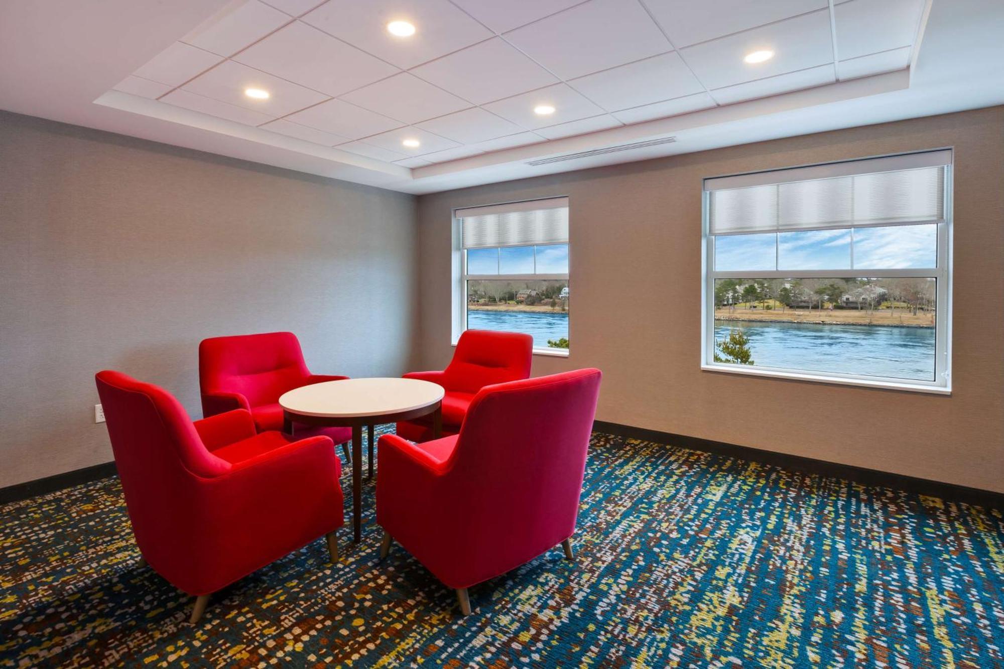 Hampton Inn Cape Cod Canal Bourne Exteriér fotografie