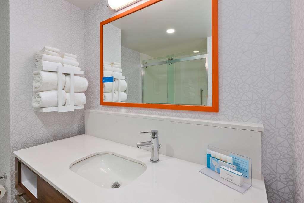 Hampton Inn Cape Cod Canal Bourne Pokoj fotografie